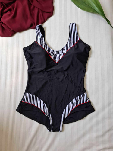 مایو وارداتی کاپدار سایز بزرگ